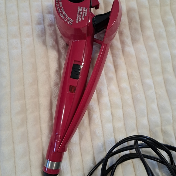 Curls - Picture 2 of 6